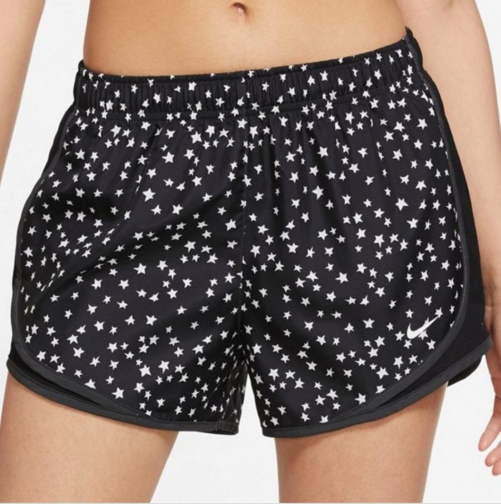 Nike Women's Dry Fit Shorts with Star Pattern NWT XL